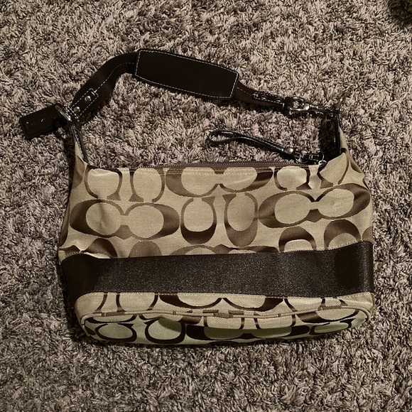 Coach purse - Picture 2 of 8